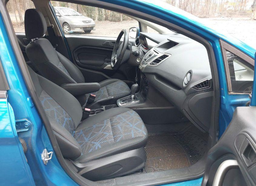 Photo 5 of 2013 Ford Fiesta SE (VIN 3FADP4BJ3DM113735)