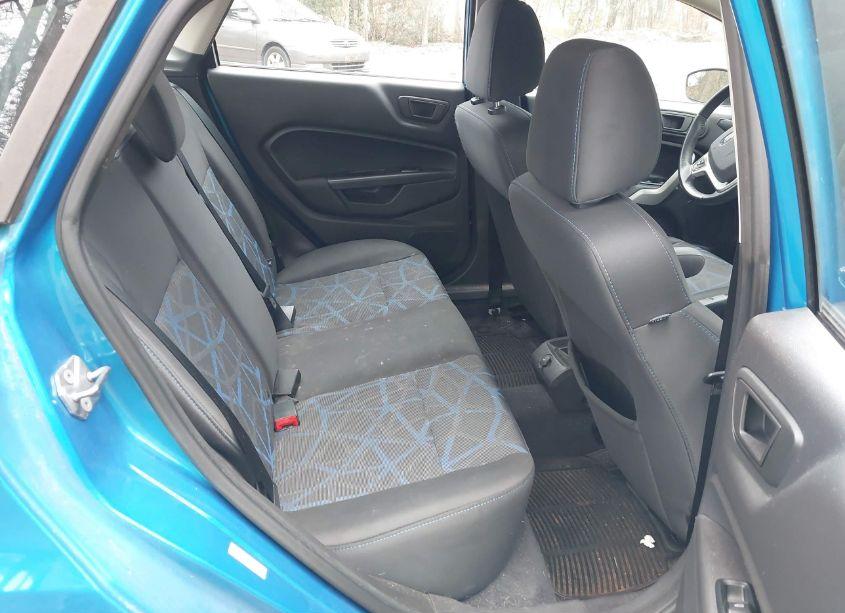 Photo 8 of 2013 Ford Fiesta SE (VIN 3FADP4BJ3DM113735)