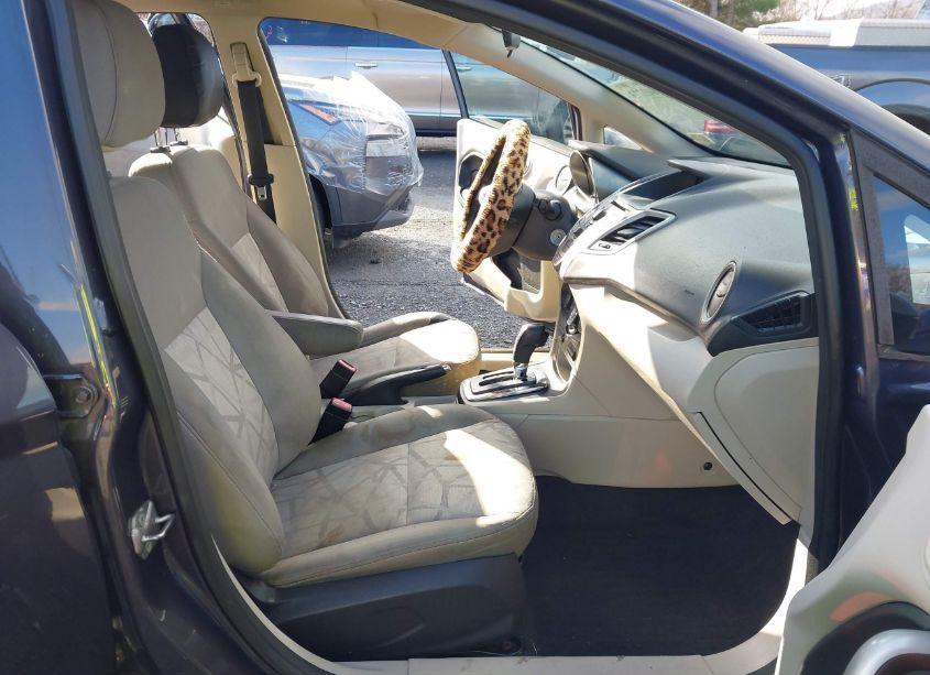 Photo 5 of 2013 Ford Fiesta SE (VIN 3FADP4BJ3DM117641)