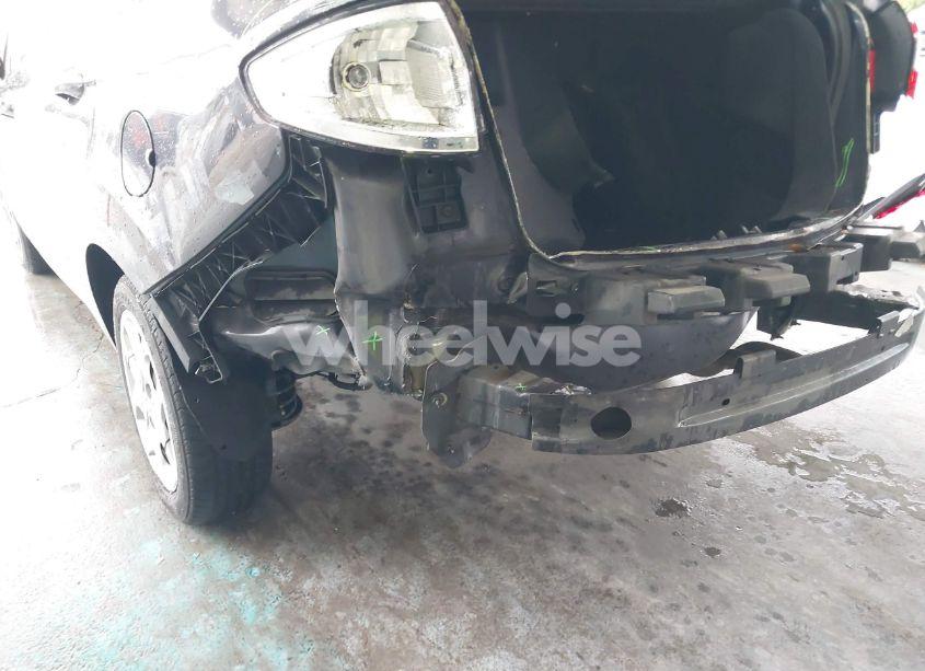 Photo 6 of 2013 Ford Fiesta SE (VIN 3FADP4BJ3DM136500)