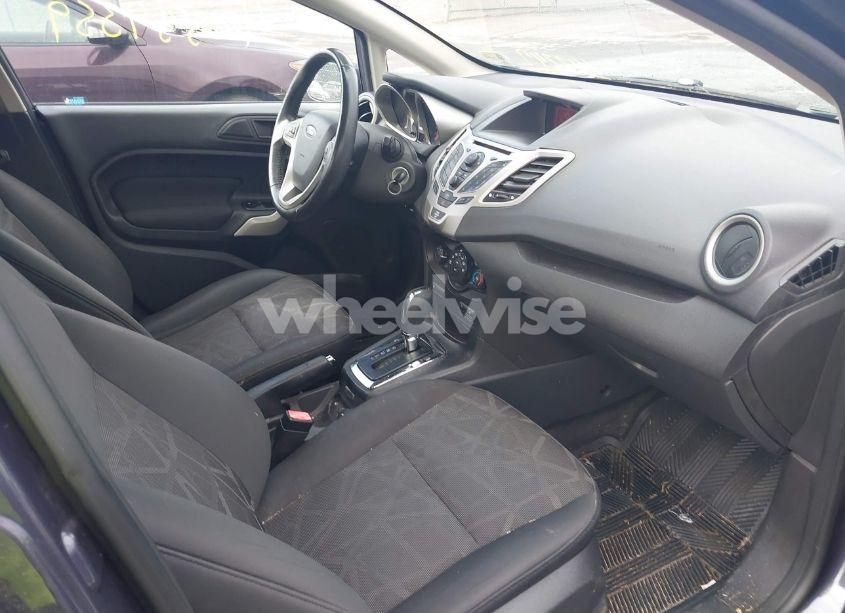 Photo 5 of 2013 Ford Fiesta SE (VIN 3FADP4BJ3DM142247)