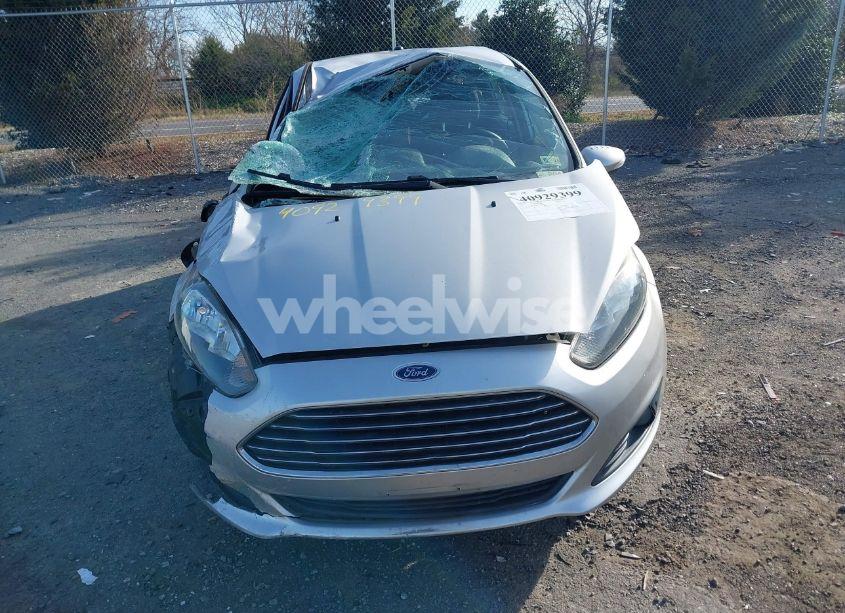 Photo 12 of 2014 Ford Fiesta SE (VIN 3FADP4BJ3EM110089)