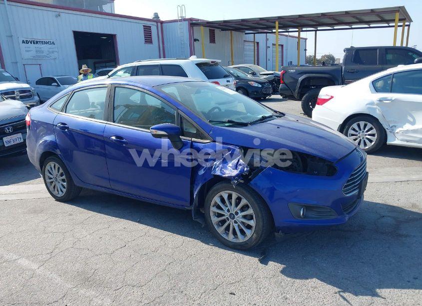 2014 Ford Fiesta SE (VIN 3FADP4BJ3EM171510) main photo