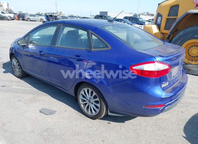Photo 3 of 2014 Ford Fiesta SE (VIN 3FADP4BJ3EM171510)