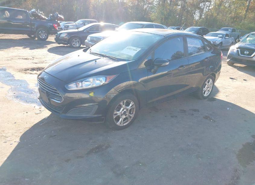 Photo 2 of 2014 Ford Fiesta SE (VIN 3FADP4BJ3EM183236)
