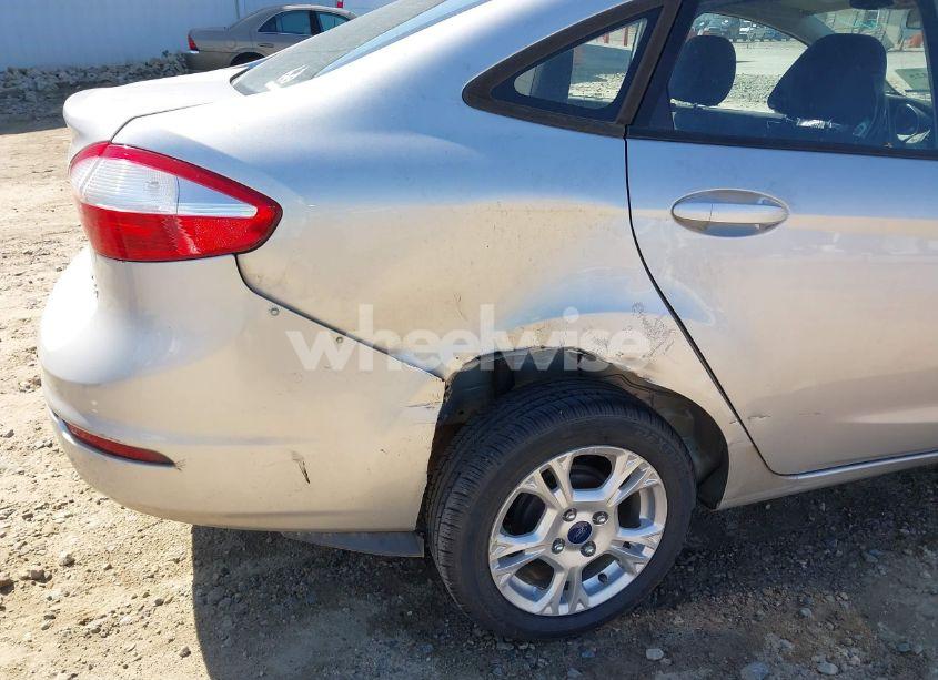 Photo 12 of 2014 Ford Fiesta SE (VIN 3FADP4BJ3EM189585)