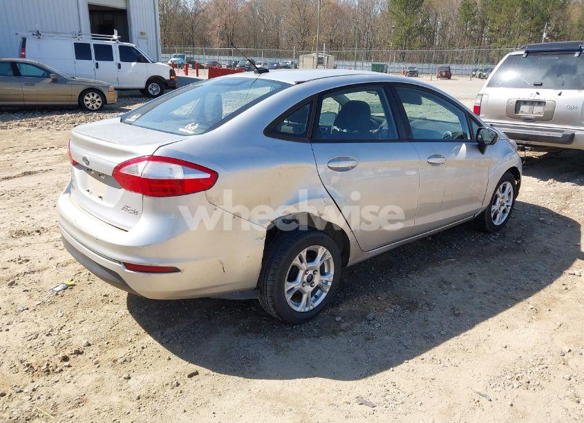 Photo 4 of 2014 Ford Fiesta SE (VIN 3FADP4BJ3EM189585)