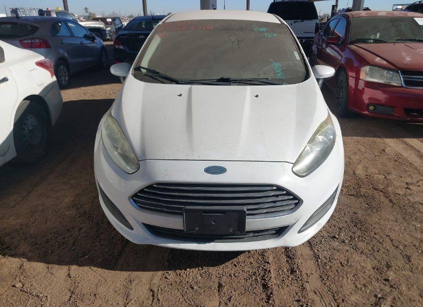 Photo 6 of 2015 Ford Fiesta SE (VIN 3FADP4BJ3FM102091)