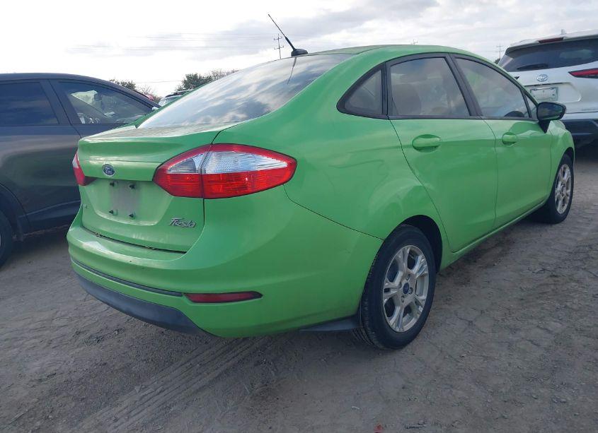 Photo 4 of 2015 Ford Fiesta SE (VIN 3FADP4BJ3FM163814)