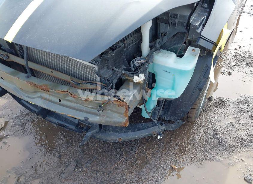 Photo 6 of 2015 Ford Fiesta SE (VIN 3FADP4BJ3FM175591)