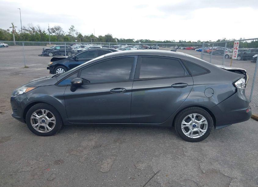 Photo 14 of 2015 Ford Fiesta SE (VIN 3FADP4BJ3FM214325)