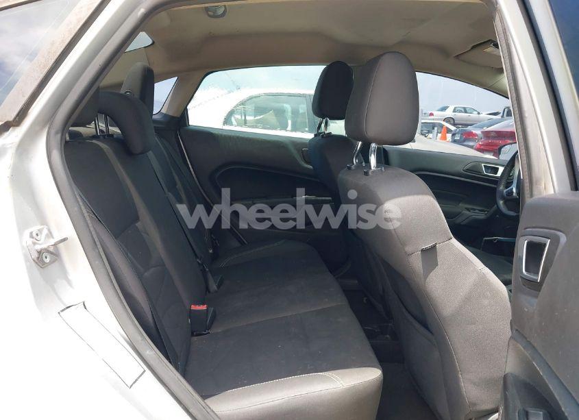 Photo 8 of 2016 Ford Fiesta SE (VIN 3FADP4BJ3GM151096)