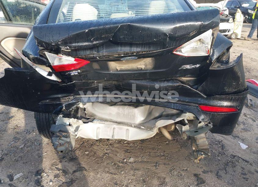 Photo 6 of 2016 Ford Fiesta SE (VIN 3FADP4BJ3GM164303)