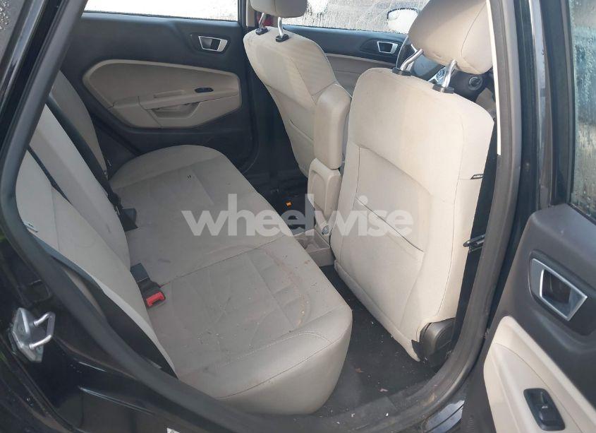 Photo 8 of 2016 Ford Fiesta SE (VIN 3FADP4BJ3GM164303)