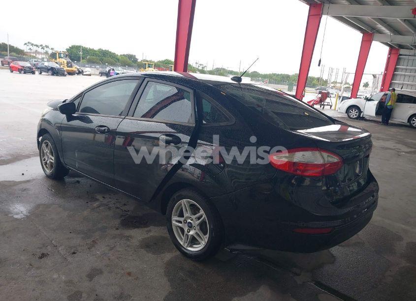 Photo 3 of 2017 Ford Fiesta SE (VIN 3FADP4BJ3HM129360)