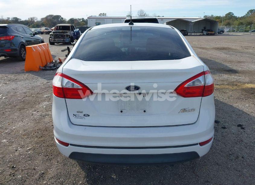Photo 16 of 2018 Ford Fiesta SE (VIN 3FADP4BJ3JM135830)