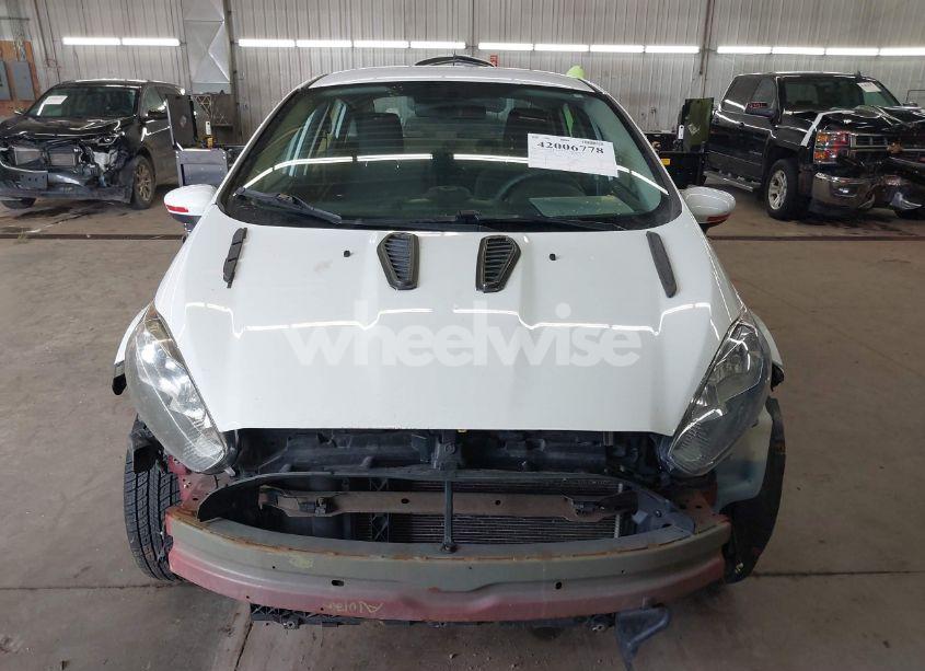 Photo 13 of 2019 Ford Fiesta SE (VIN 3FADP4BJ3KM117720)