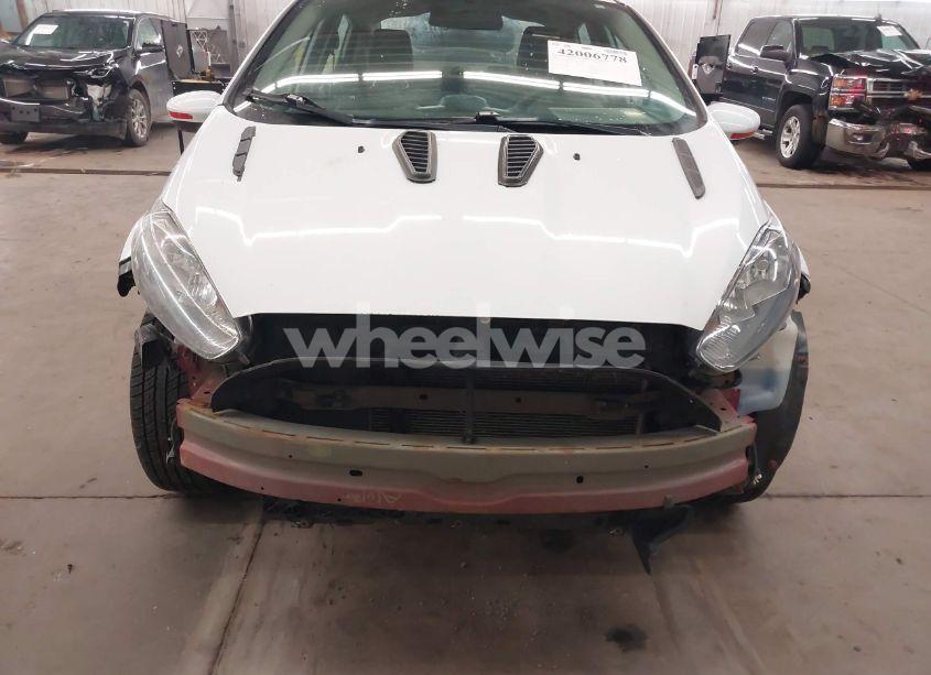 Photo 6 of 2019 Ford Fiesta SE (VIN 3FADP4BJ3KM117720)