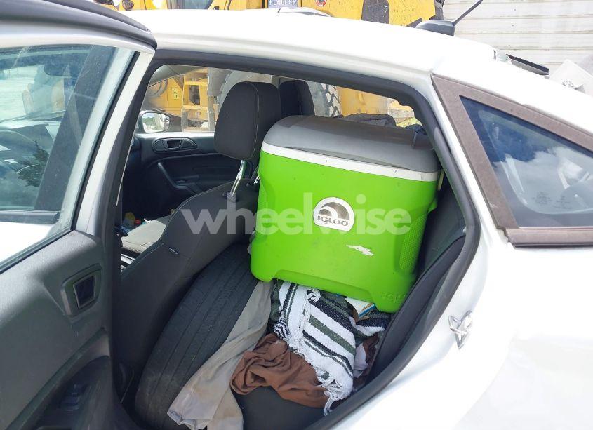 Photo 8 of 2019 Ford Fiesta SE (VIN 3FADP4BJ3KM136686)