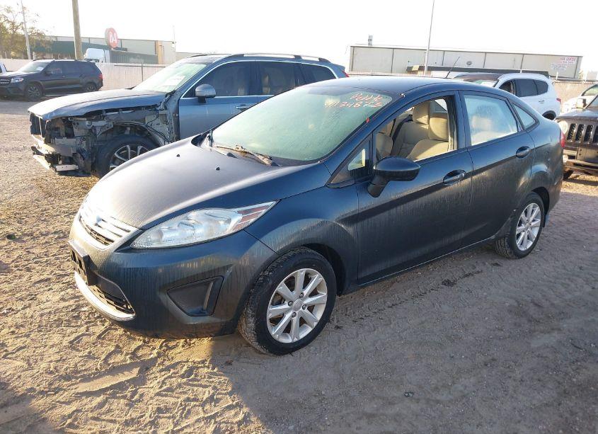 Photo 2 of 2011 Ford Fiesta SE (VIN 3FADP4BJ4BM150970)