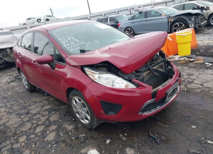 2011 Ford Fiesta SE (VIN 3FADP4BJ4BM238398) main photo