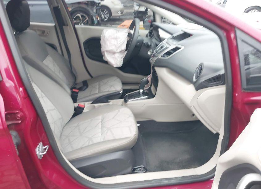 Photo 5 of 2011 Ford Fiesta SE (VIN 3FADP4BJ4BM238398)