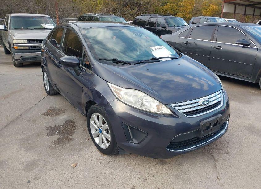 2012 Ford Fiesta SE (VIN 3FADP4BJ4CM123611) main photo