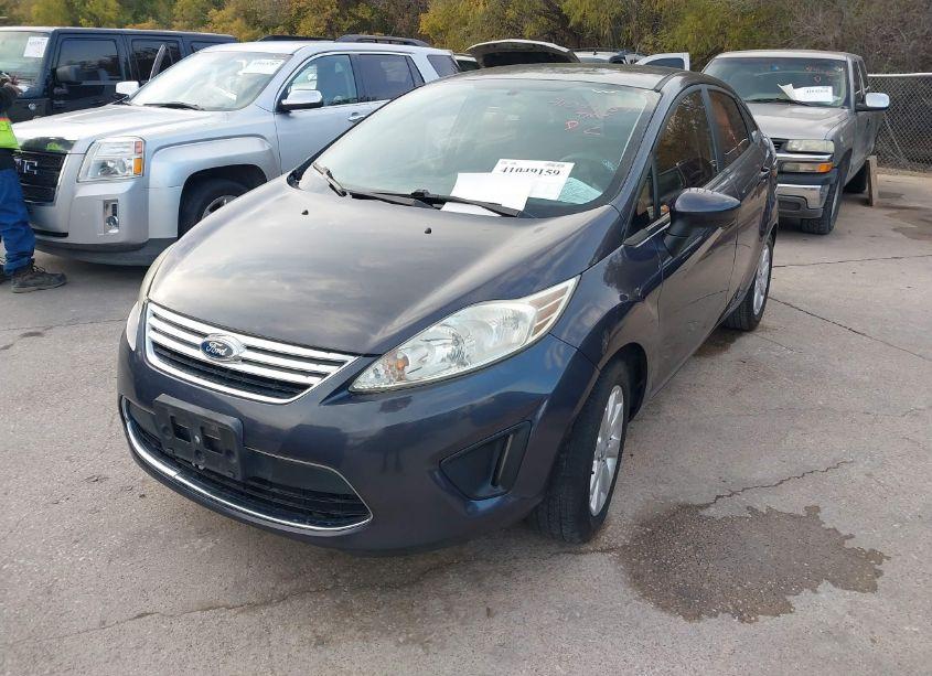 Photo 2 of 2012 Ford Fiesta SE (VIN 3FADP4BJ4CM123611)