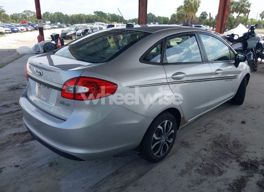 Photo 4 of 2012 Ford Fiesta SE (VIN 3FADP4BJ4CM186434)