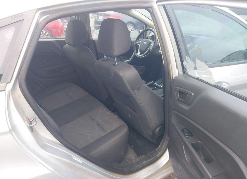 Photo 8 of 2013 Ford Fiesta SE (VIN 3FADP4BJ4DM103473)