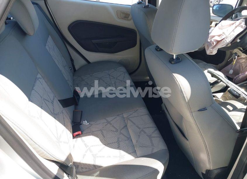 Photo 8 of 2013 Ford Fiesta SE (VIN 3FADP4BJ4DM140832)