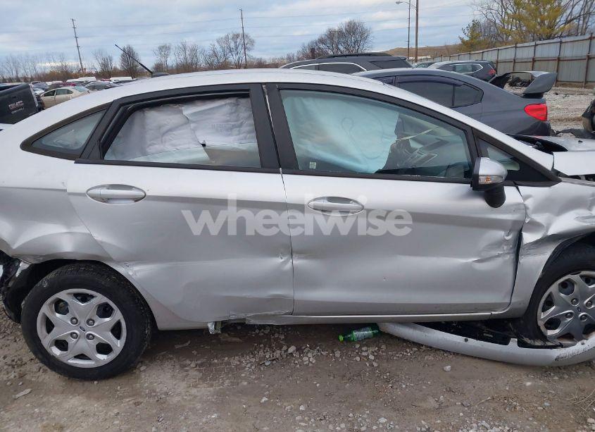 Photo 14 of 2013 Ford Fiesta SE (VIN 3FADP4BJ4DM155752)