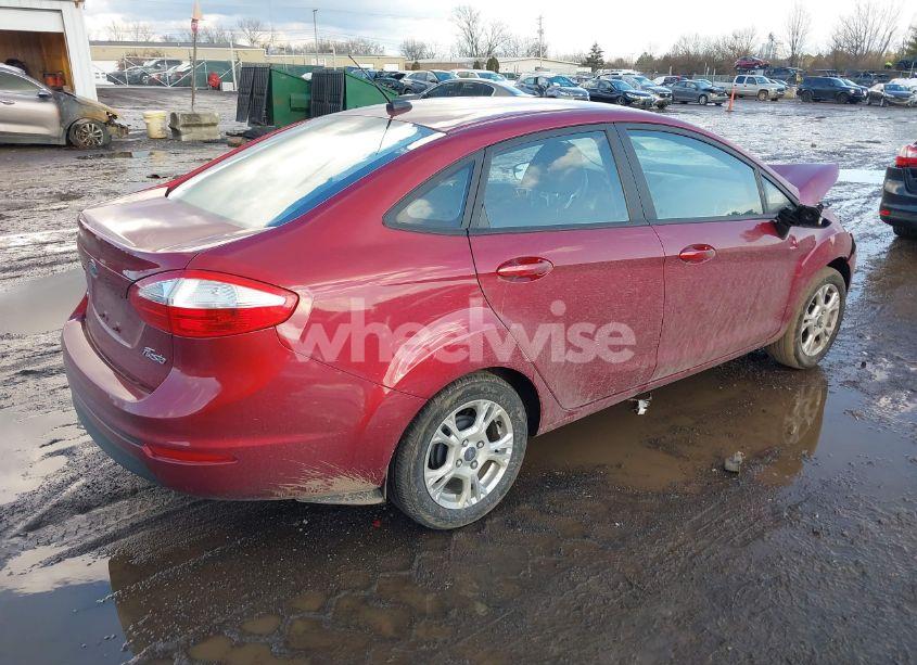 Photo 4 of 2014 Ford Fiesta SE (VIN 3FADP4BJ4EM132280)