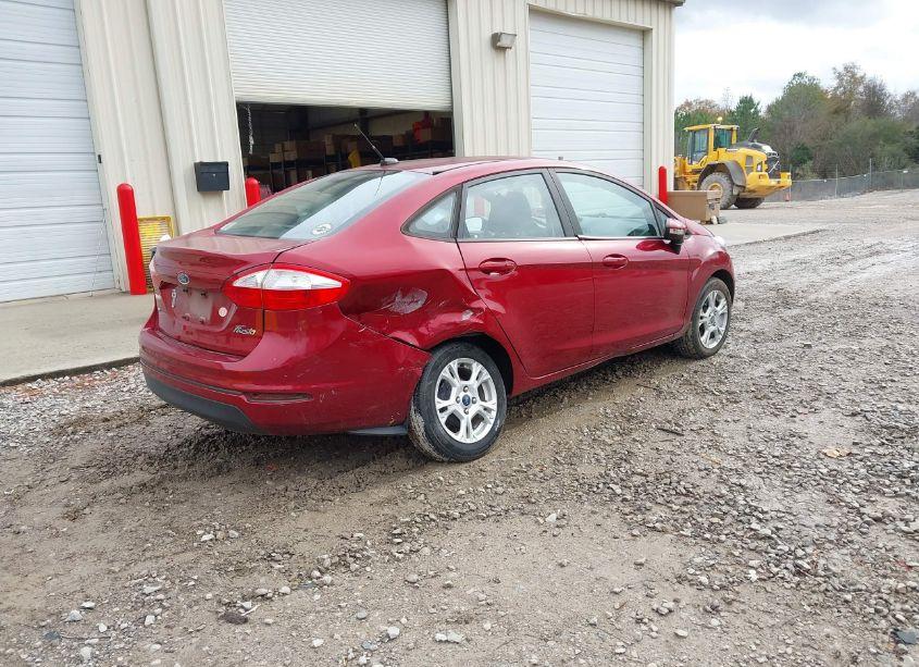 Photo 4 of 2015 Ford Fiesta SE (VIN 3FADP4BJ4FM135441)