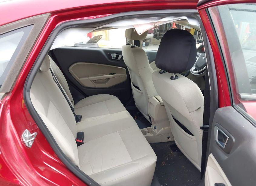 Photo 8 of 2015 Ford Fiesta SE (VIN 3FADP4BJ4FM135441)