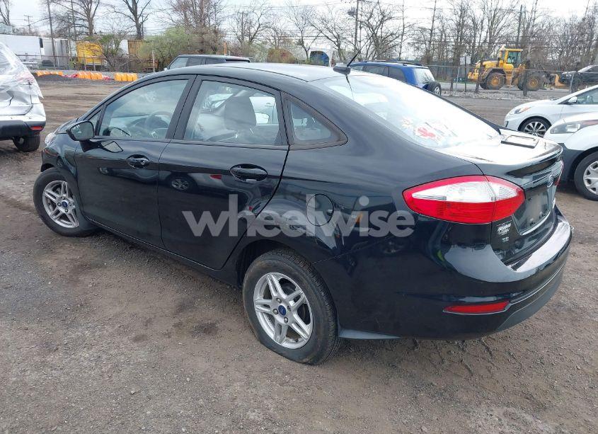 Photo 3 of 2017 Ford Fiesta SE (VIN 3FADP4BJ4HM153649)