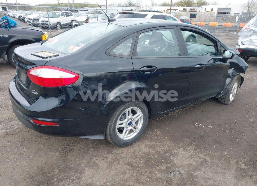 Photo 4 of 2017 Ford Fiesta SE (VIN 3FADP4BJ4HM153649)