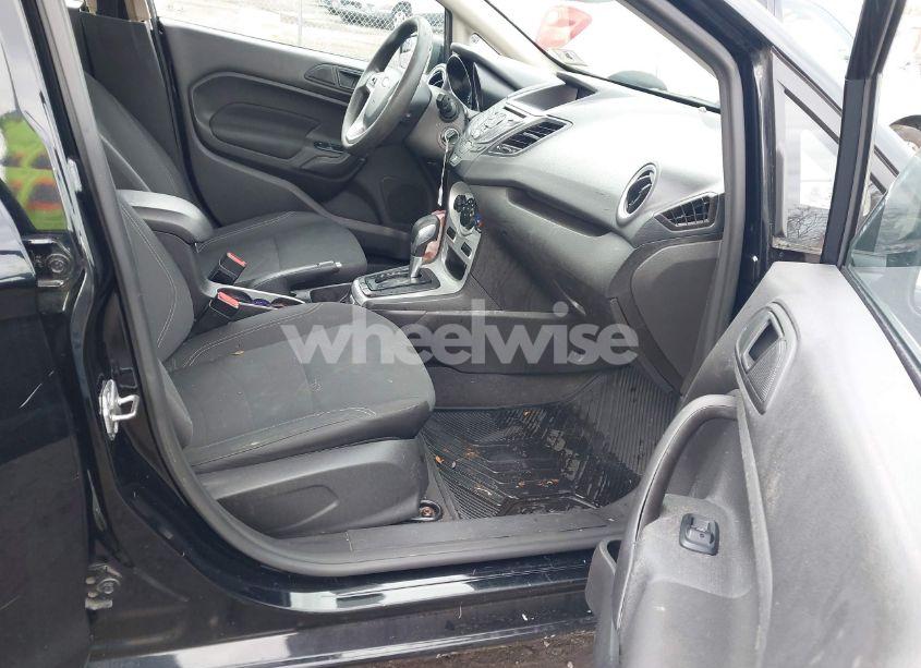 Photo 5 of 2017 Ford Fiesta SE (VIN 3FADP4BJ4HM153649)