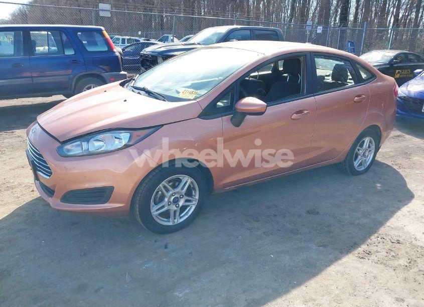 Photo 2 of 2017 Ford Fiesta SE (VIN 3FADP4BJ4HM158737)