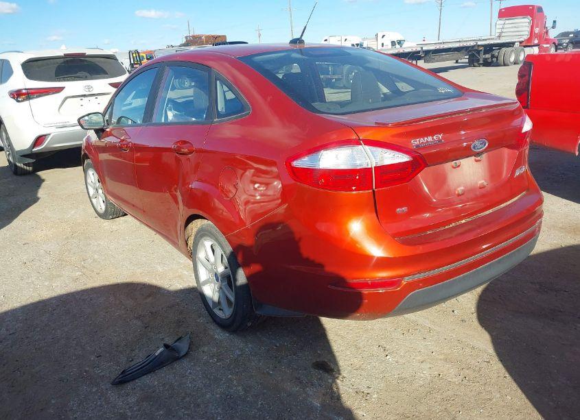 Photo 3 of 2018 Ford Fiesta SE (VIN 3FADP4BJ4JM132340)