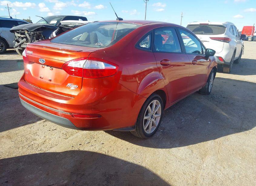 Photo 4 of 2018 Ford Fiesta SE (VIN 3FADP4BJ4JM132340)