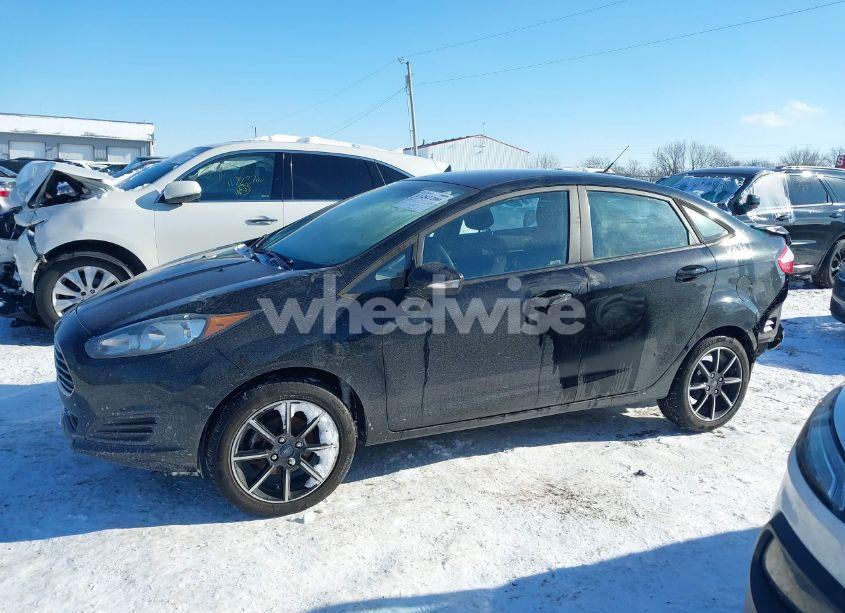 Photo 14 of 2019 Ford Fiesta SE (VIN 3FADP4BJ4KM101395)