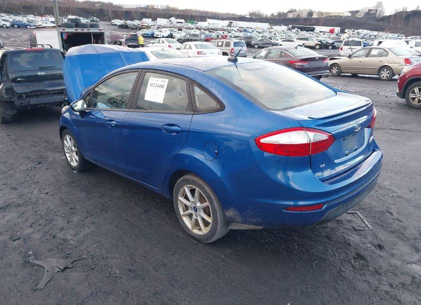 Photo 3 of 2019 Ford Fiesta SE (VIN 3FADP4BJ4KM124238)