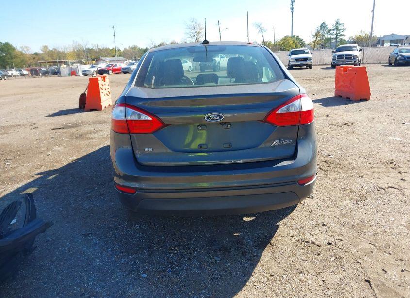 Photo 15 of 2019 Ford Fiesta SE (VIN 3FADP4BJ4KM141766)