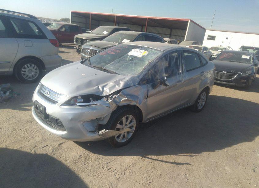 Photo 2 of 2011 Ford Fiesta SE (VIN 3FADP4BJ5BM156423)