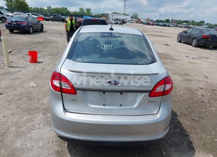 Photo 16 of 2012 Ford Fiesta SE (VIN 3FADP4BJ5CM104646)