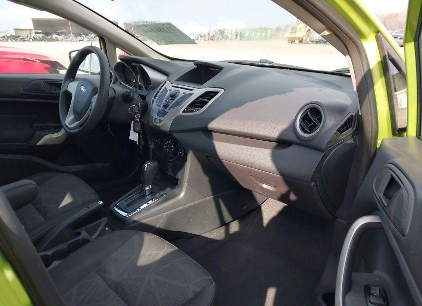 Photo 5 of 2012 Ford Fiesta SE (VIN 3FADP4BJ5CM110379)