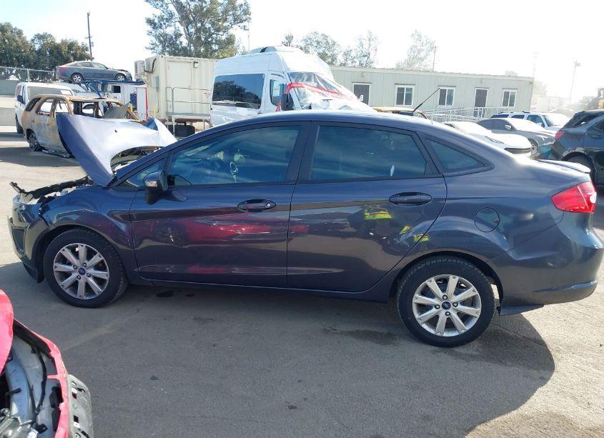 Photo 15 of 2013 Ford Fiesta SE (VIN 3FADP4BJ5DM200746)