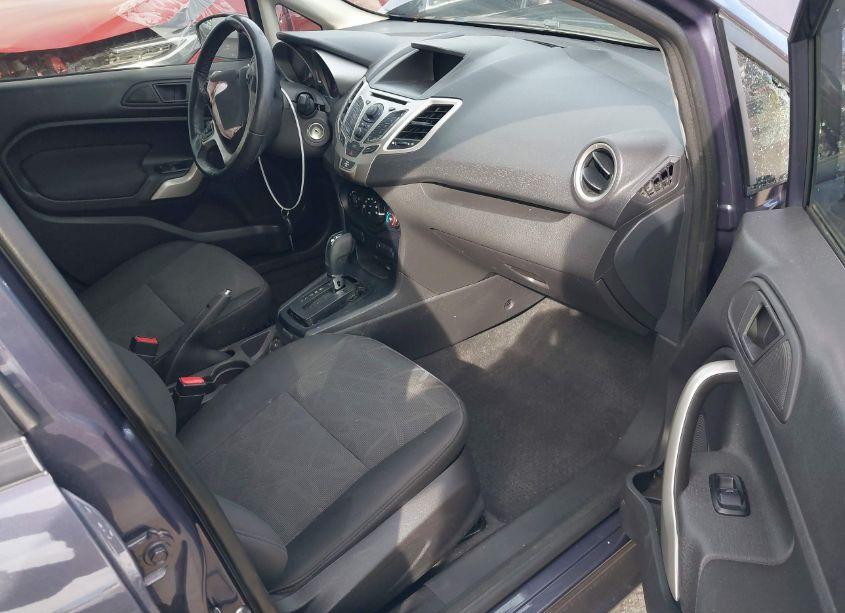 Photo 5 of 2013 Ford Fiesta SE (VIN 3FADP4BJ5DM200746)