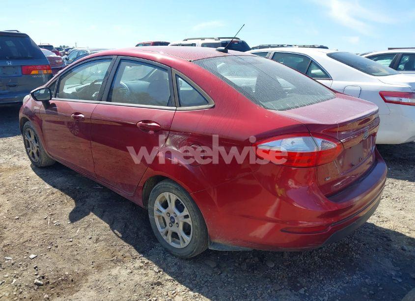 Photo 3 of 2014 Ford Fiesta SE (VIN 3FADP4BJ5EM114418)